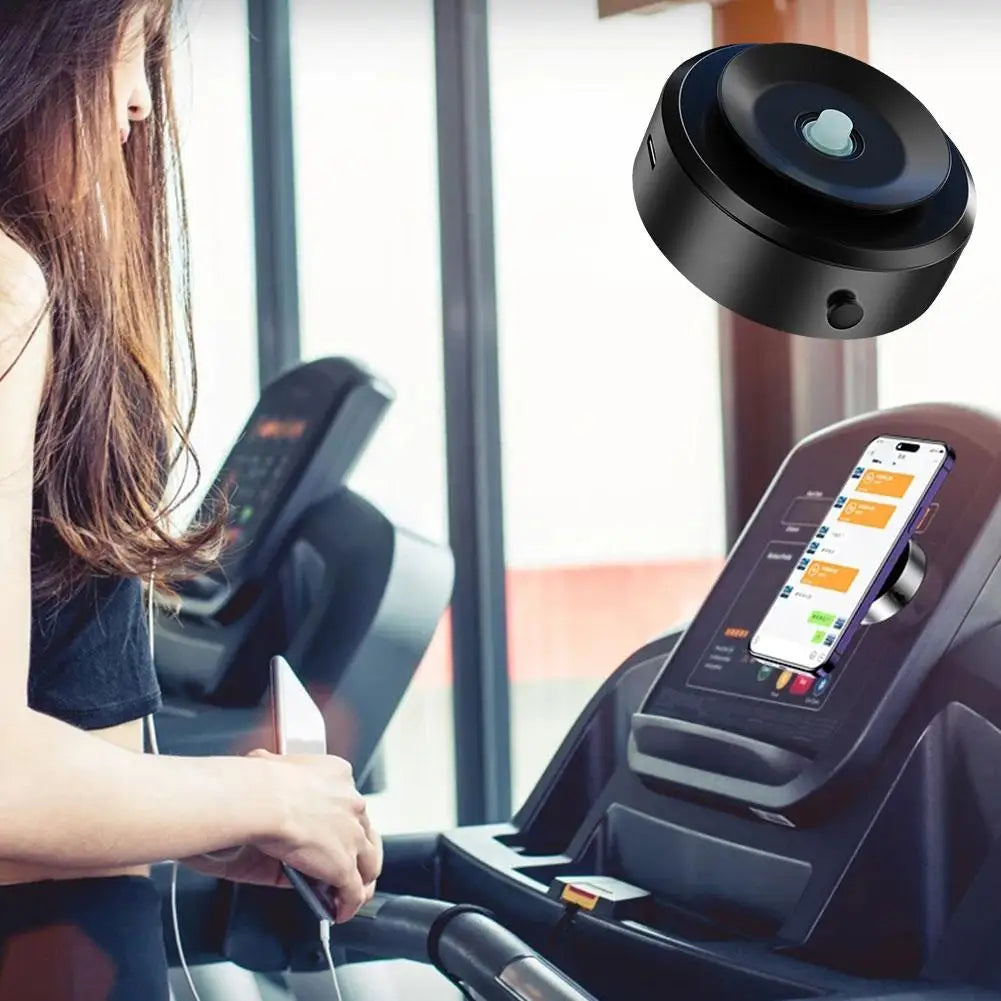 MagnoHoldâ˘: Smart Car Mount with Magnetic Grip