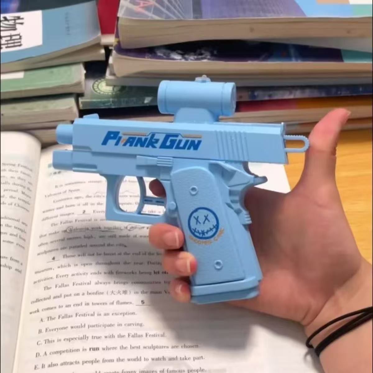 Double-Spray Water Prank Gun