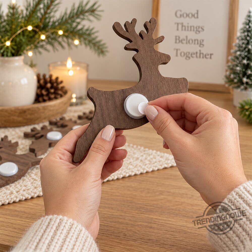 Lighted Reindeer Christmas Wall Decor